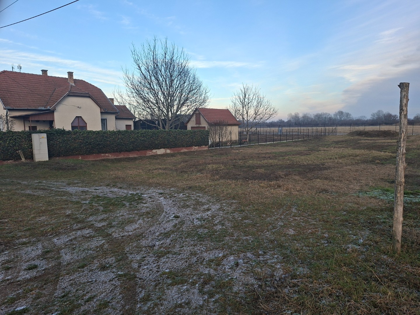 Eladó építési telek Hosszúpályin