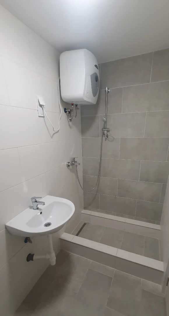 Eladó iroda iroda / üzlet / kereskedelmi / szolgáltató Budapest 07. ker.en - Kép 7