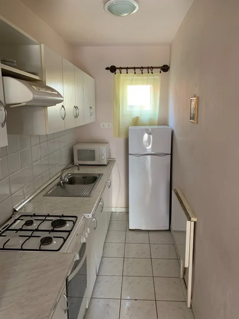 Eladó üdülőházas nyaraló / apartman nyaraló / üdülő Balatonfenyvesen - Kép 8