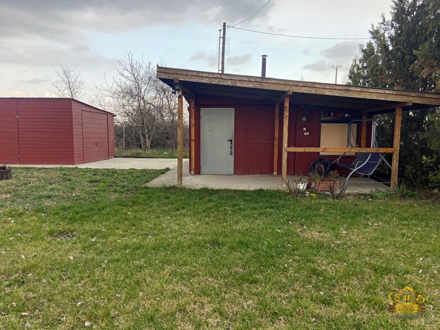 Eladó önálló nyaraló nyaraló / üdülő Szigetszentmiklóson