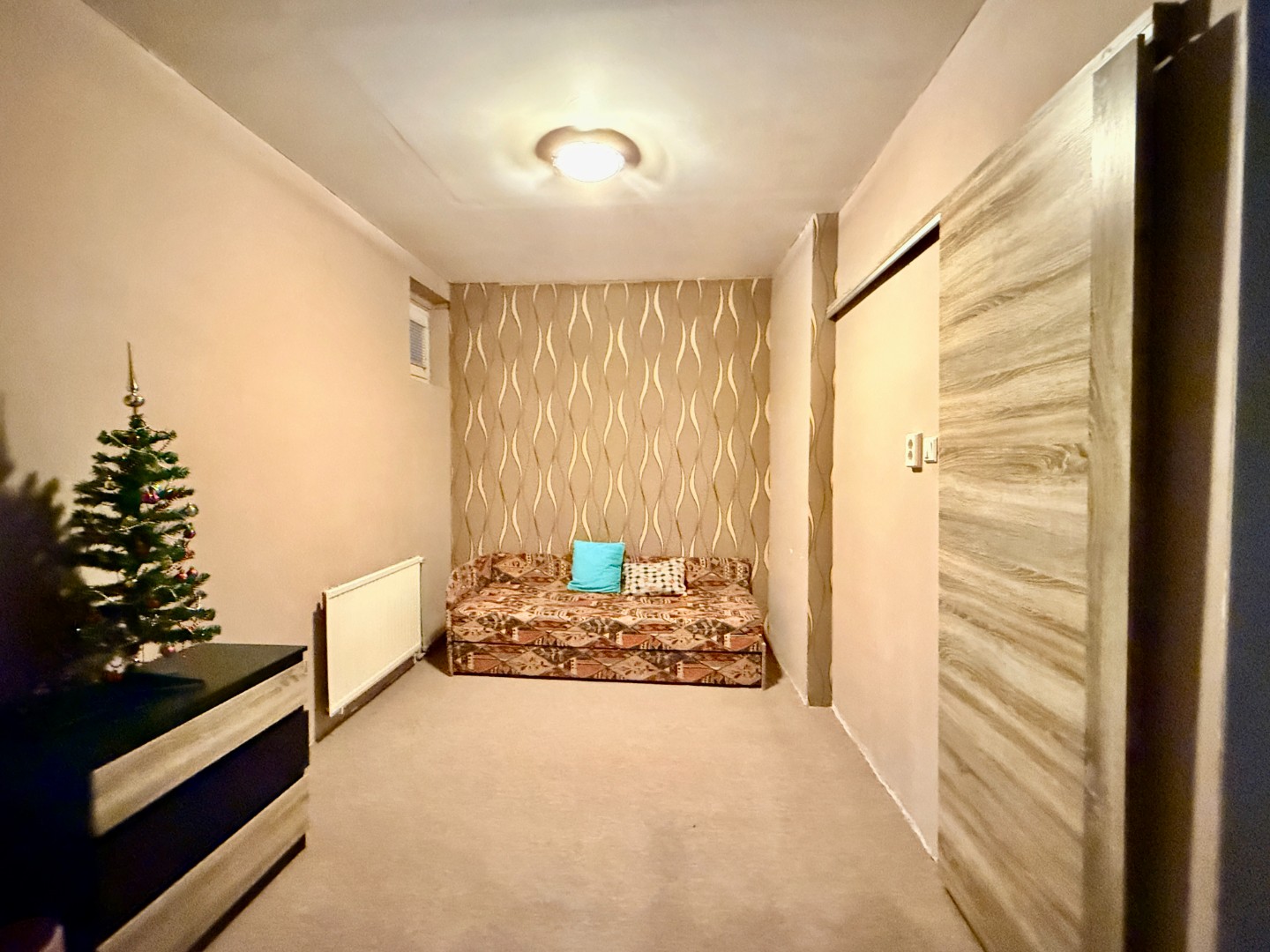 Eladó családi ház Szomódon - Kép 8