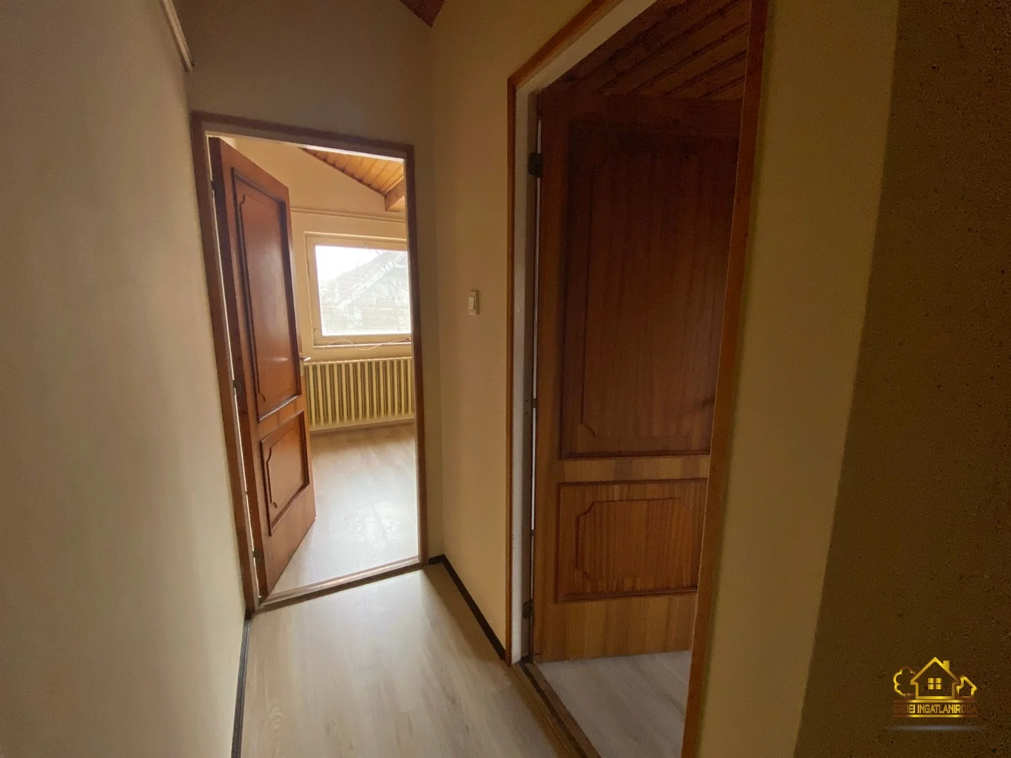 Kiadó üzlet iroda / üzlet / kereskedelmi / szolgáltató Szigethalomon - Kép 9