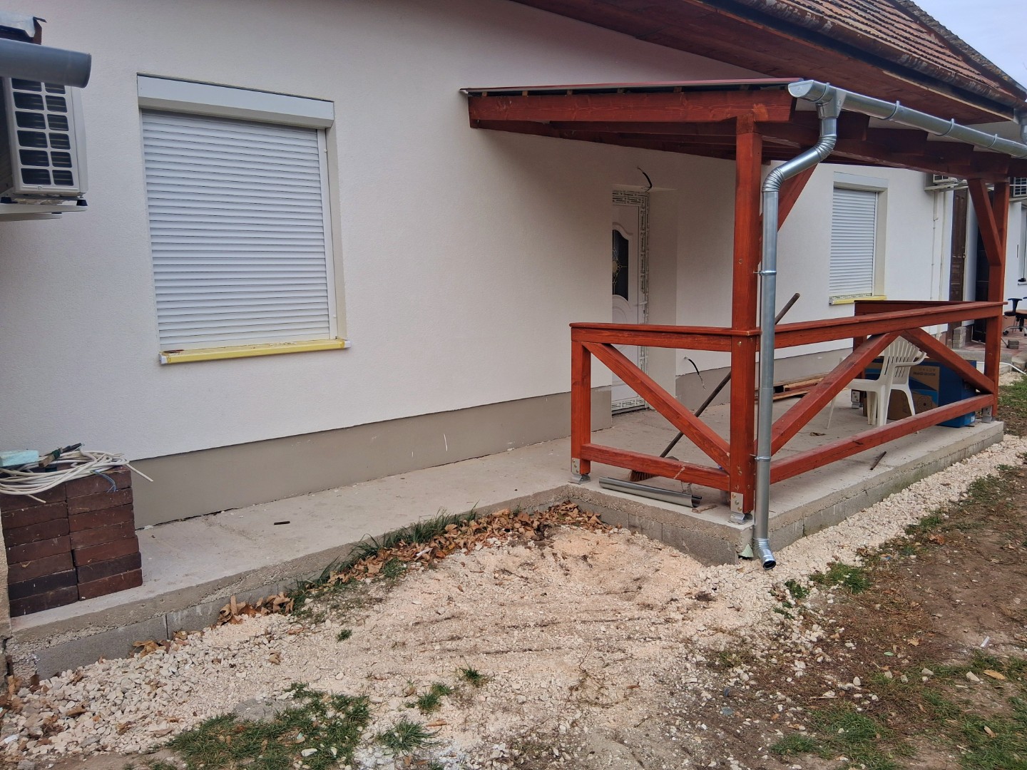 Eladó sorház Bicsken