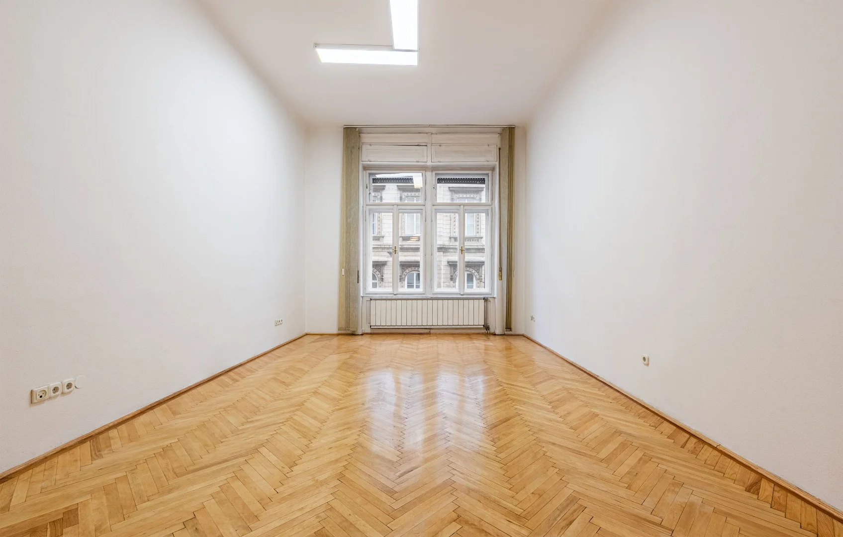 Eladó tégla lakás Budapest 05. ker.en - Kép 9