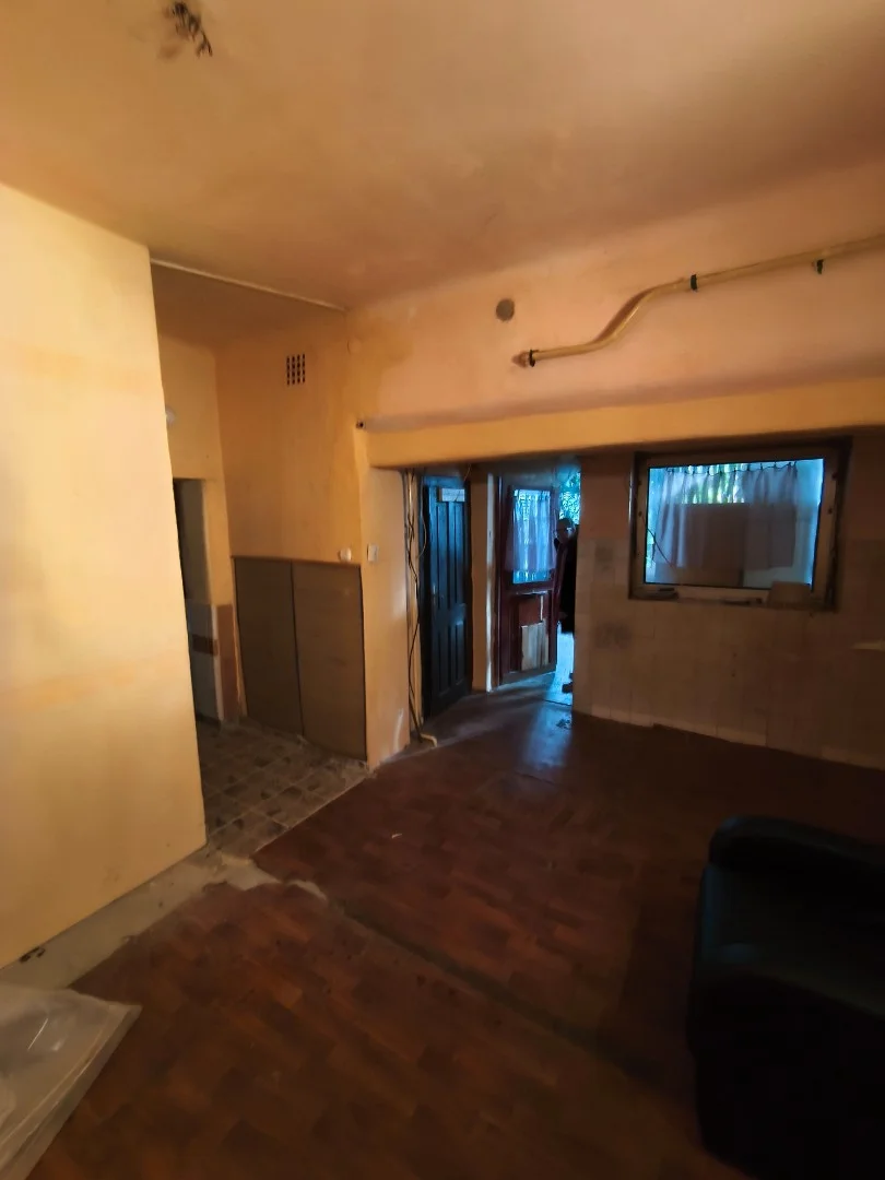 Eladó házrész Pécsen - Kép 4