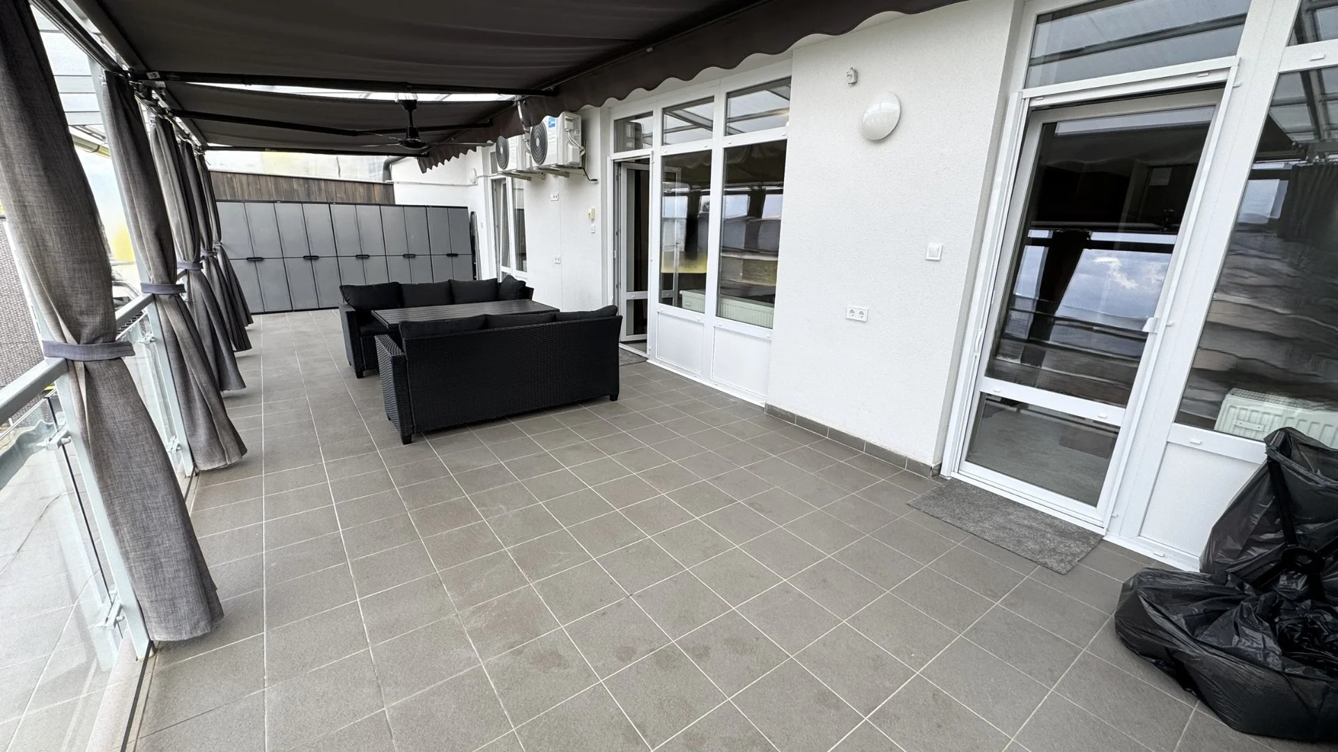 Eladó tégla lakás Nyíregyházán - Kép 8