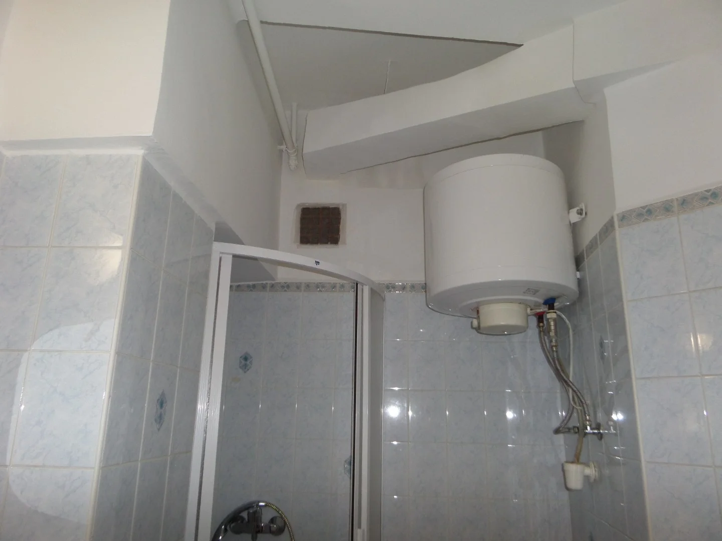 Eladó tégla lakás Pécsen - Kép 9