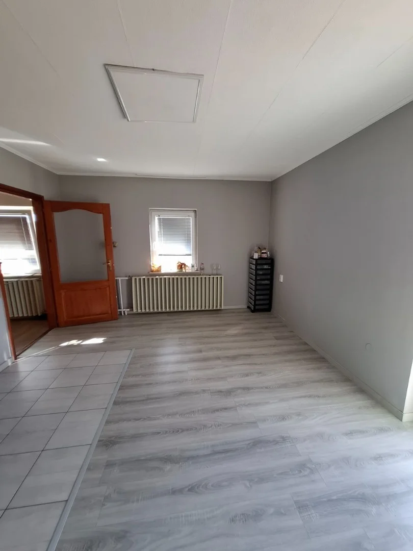 Eladó családi ház Aszódon - Kép 11