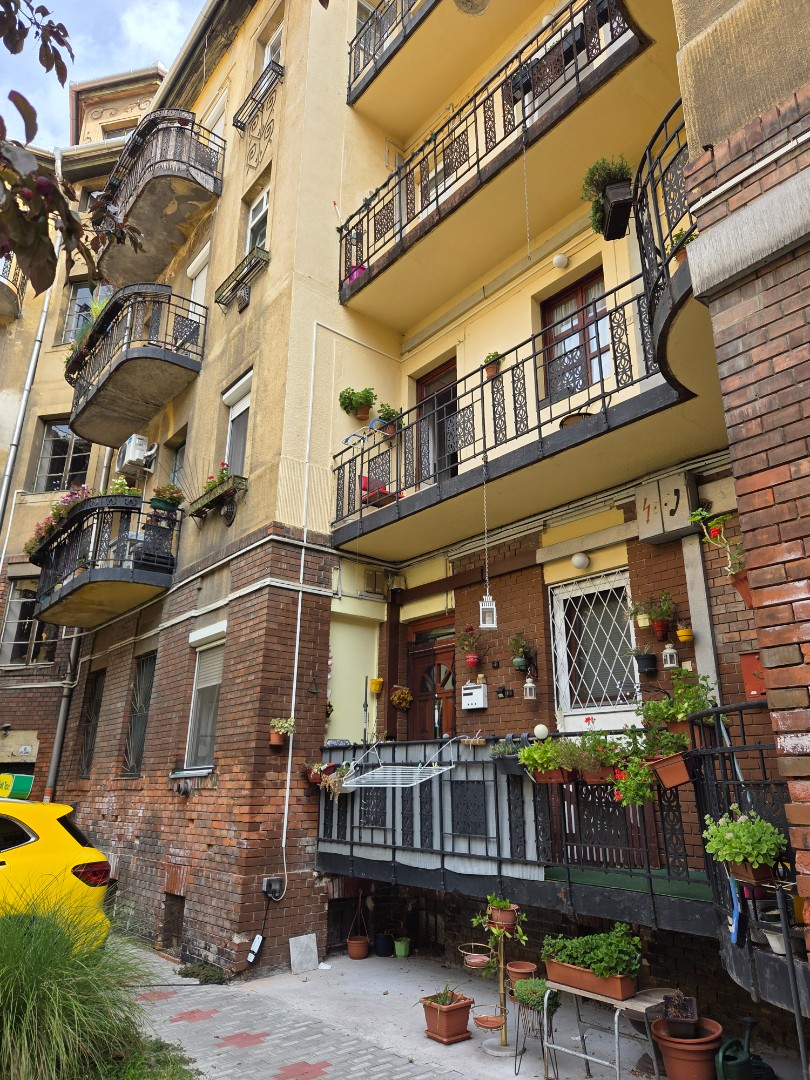 Eladó tégla lakás Budapest 08. ker.en