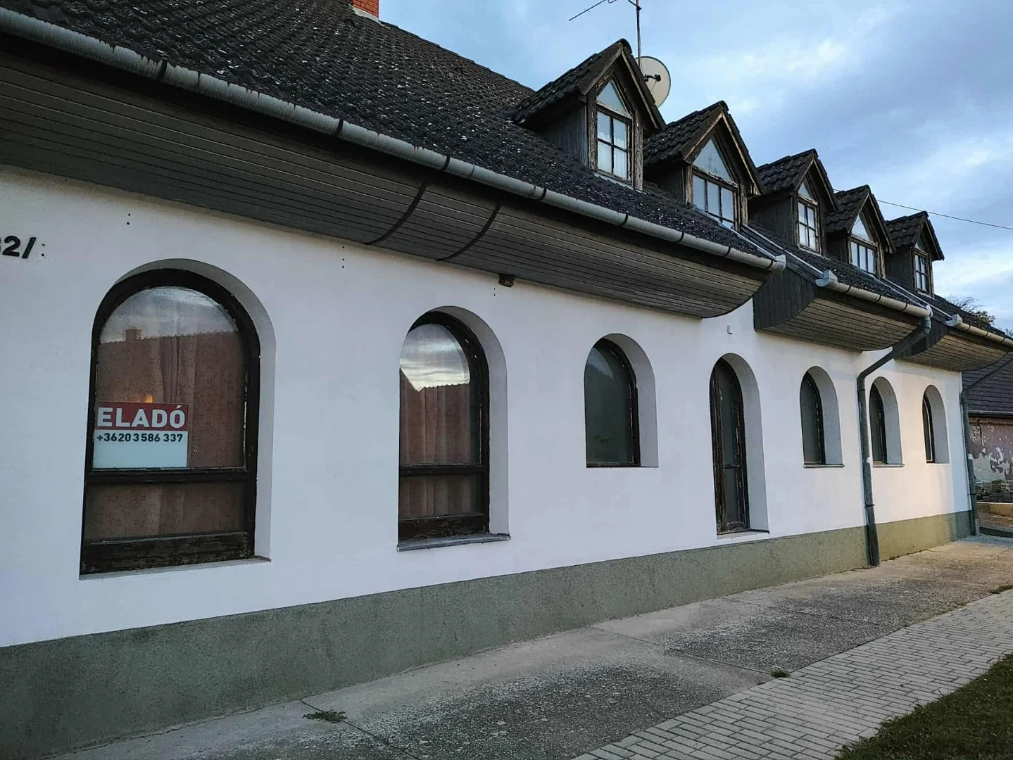 Eladó családi ház Tolnan - Kép 15