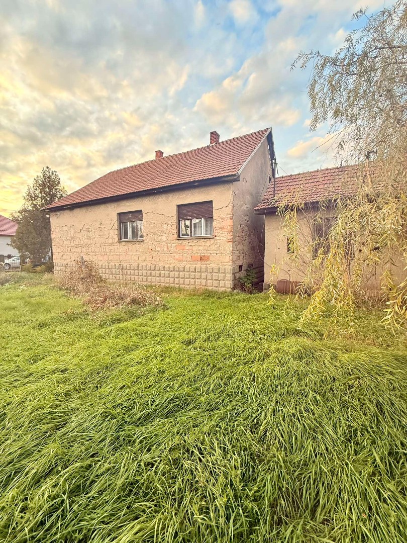 Eladó családi ház Mezőcsáton - Kép 16