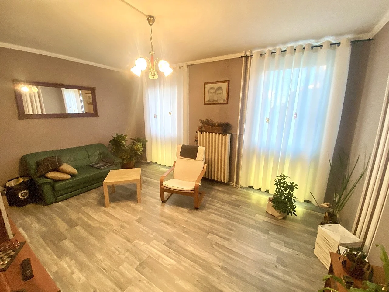 Eladó panel lakás Budapest 04. ker.en - Kép 2