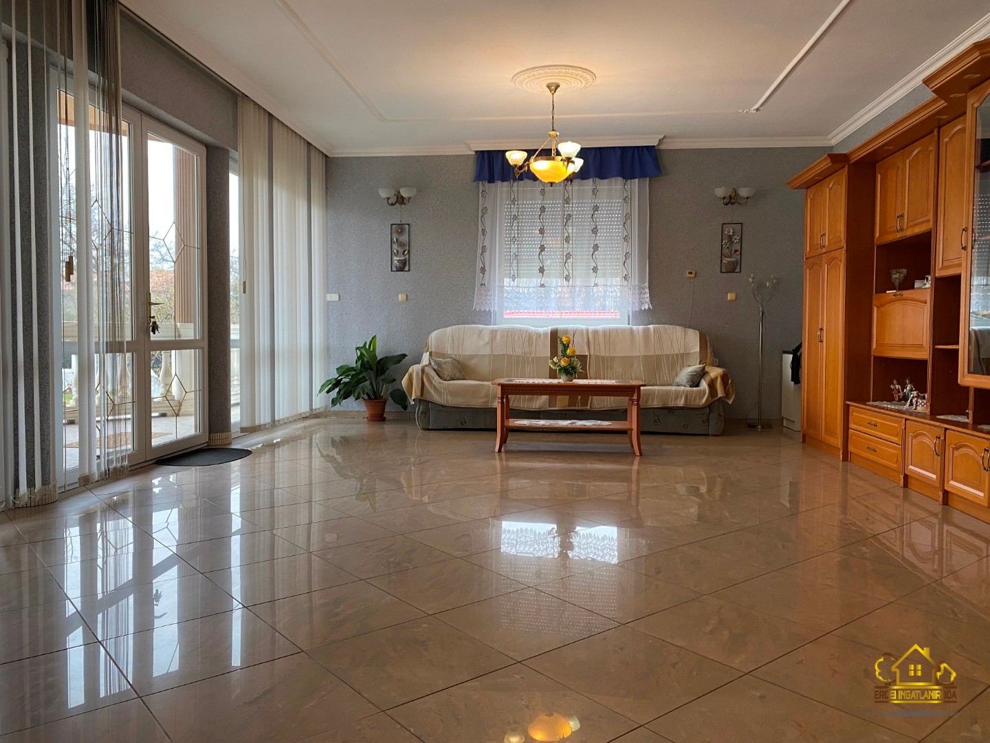 Eladó családi ház Szigetszentmiklóson - Kép 9