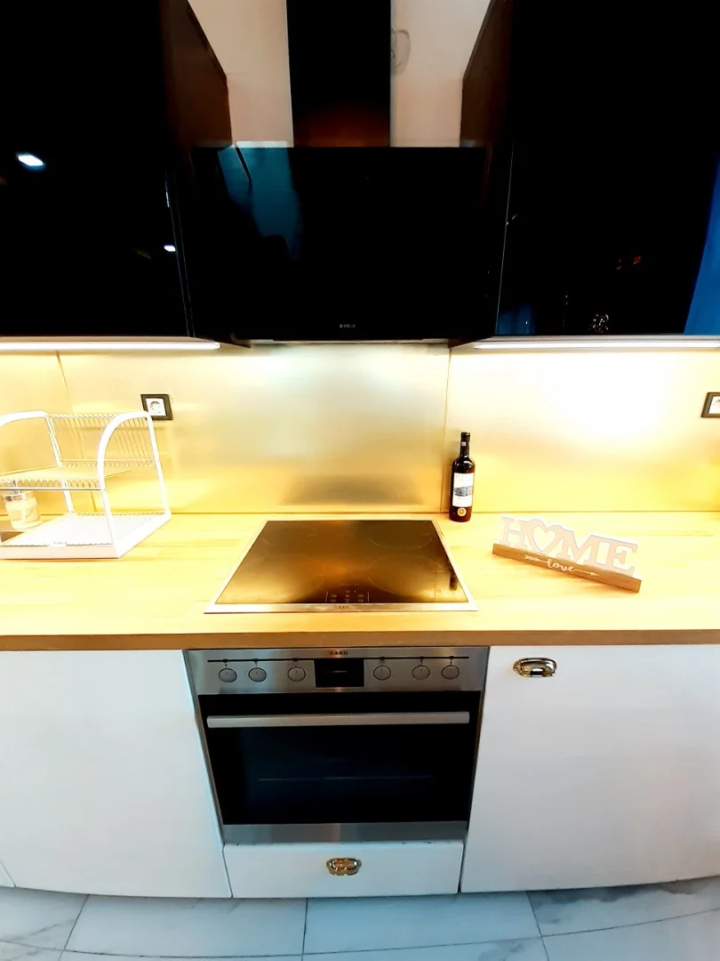 Kiadó sorház Budapest 16. ker.en - Kép 7