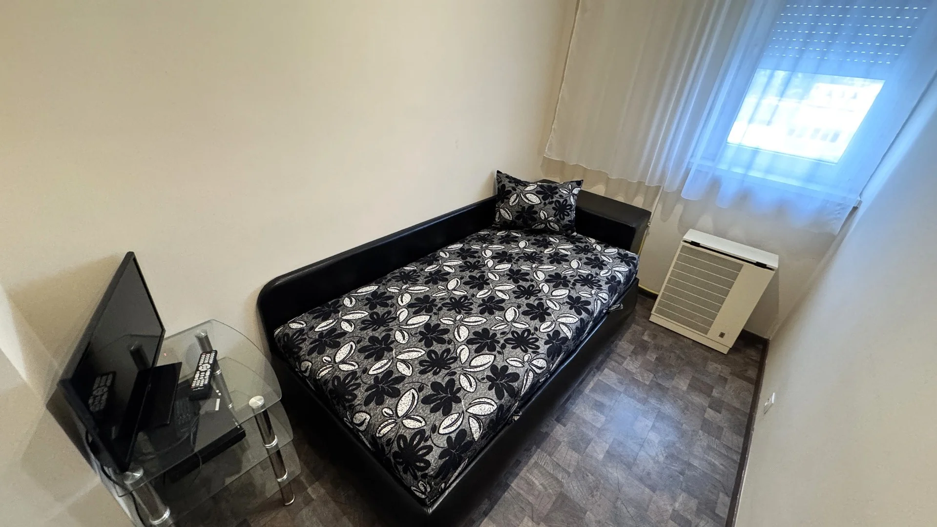 Eladó tégla lakás Nyíregyházán - Kép 10