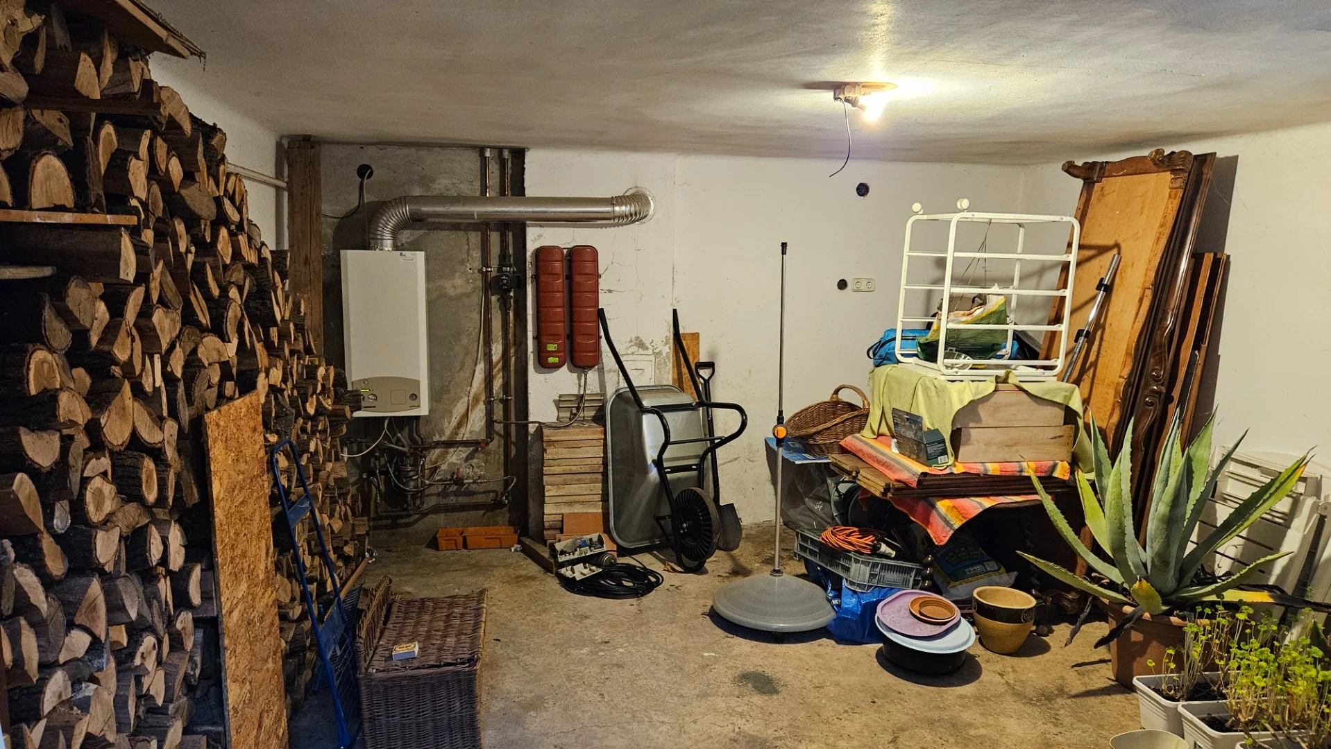 Eladó családi ház Szentendren - Kép 16