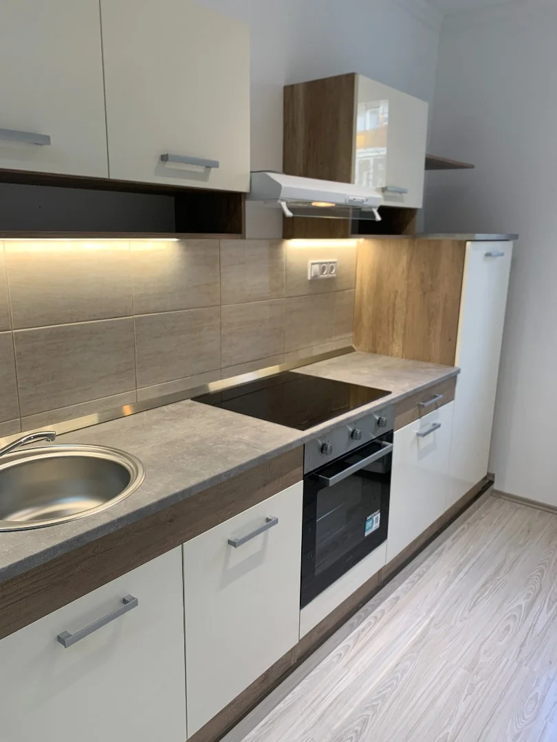 Eladó tégla lakás Debrecenben - Kép 6