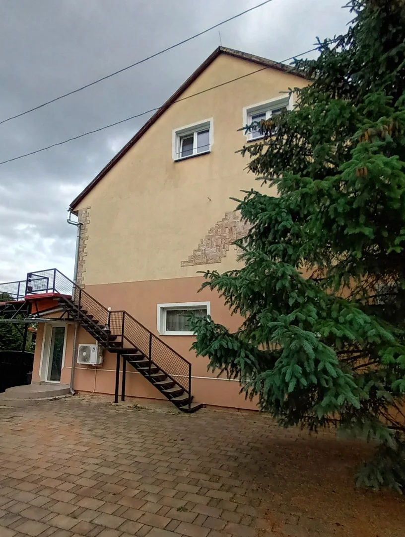 Eladó ikerház Budapest 22. ker.en - Kép 2