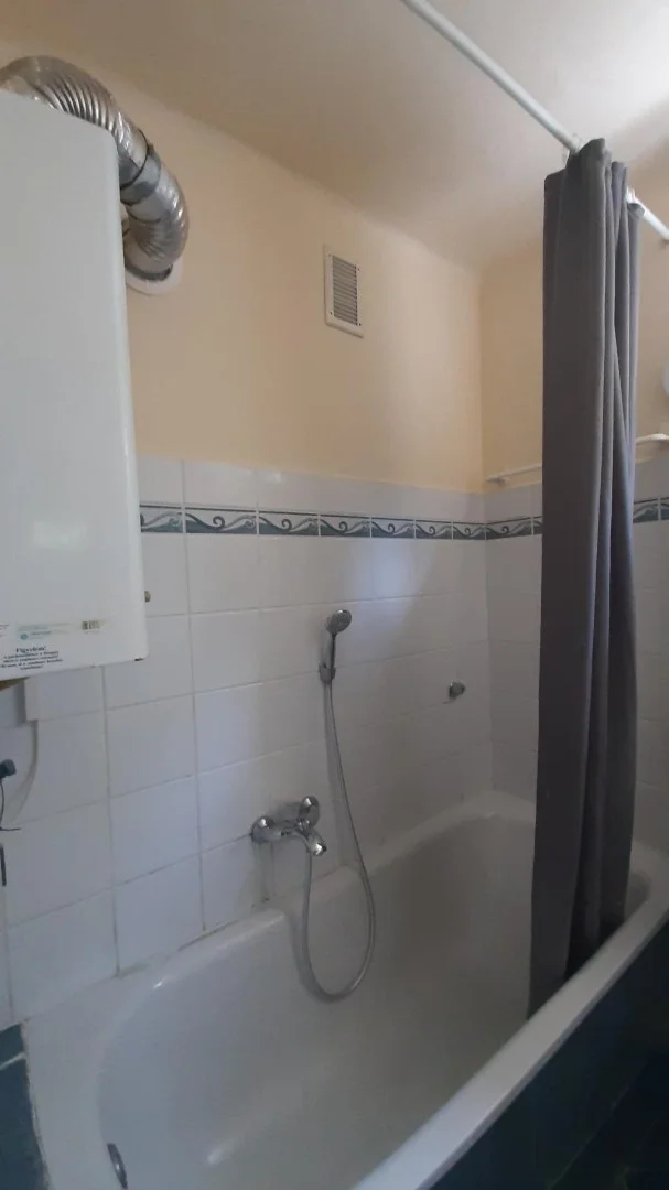 Kiadó tégla lakás Budapesten - Kép 3