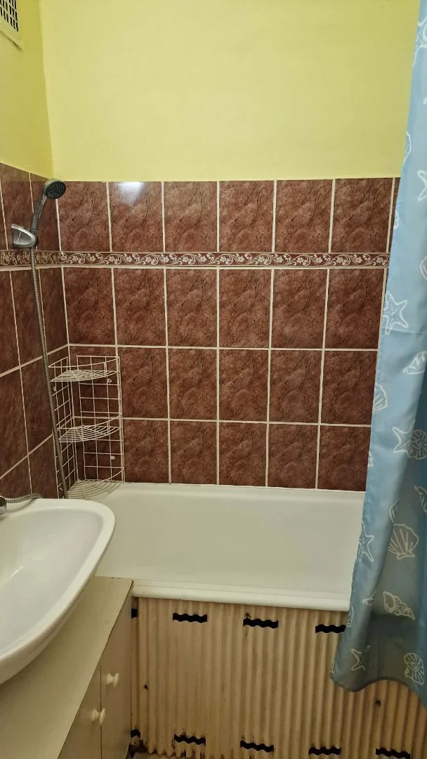 Eladó panel lakás Mosonmagyaróváron - Kép 9