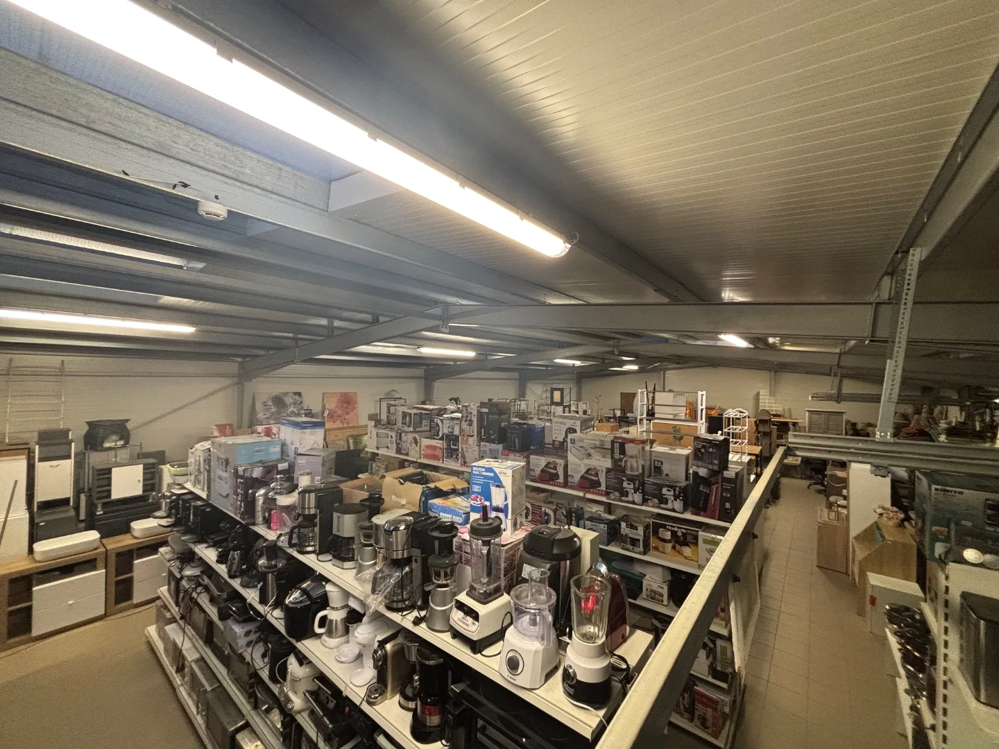 Eladó üzlet iroda / üzlet / kereskedelmi / szolgáltató Leveleken - Kép 7