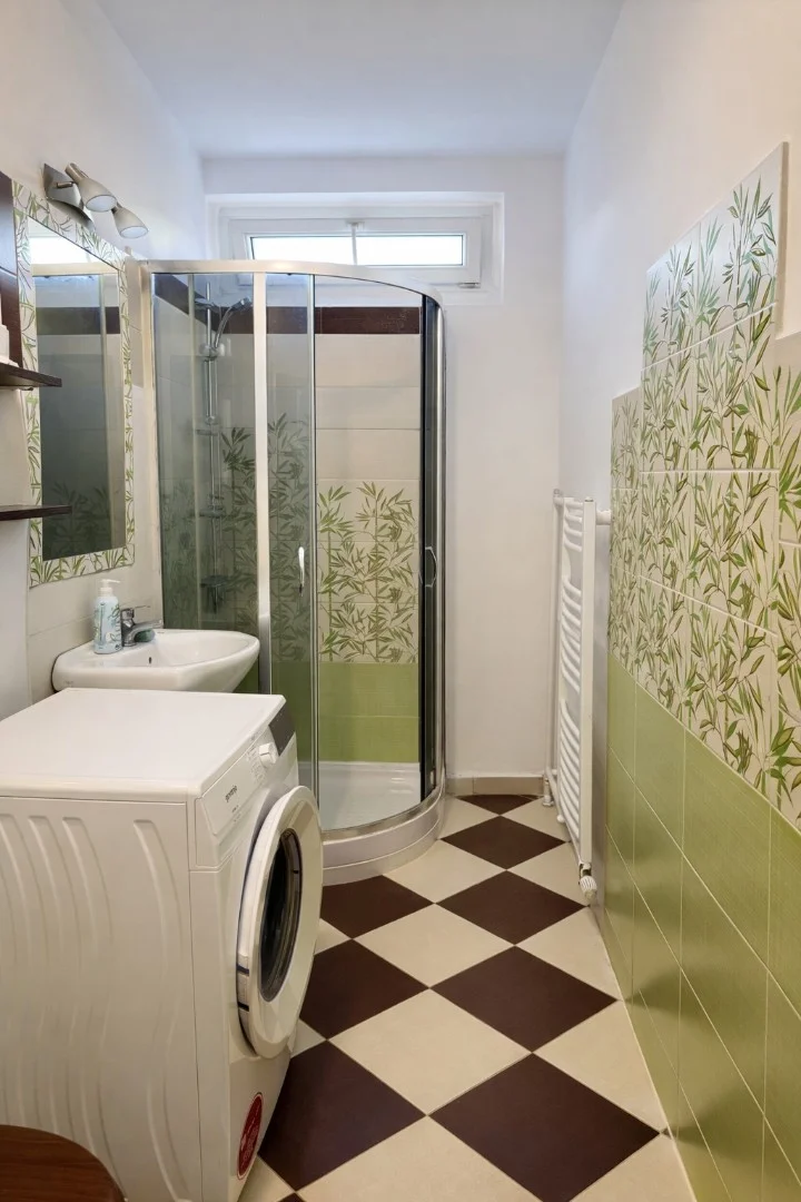 Eladó panel lakás Pécsen - Kép 3