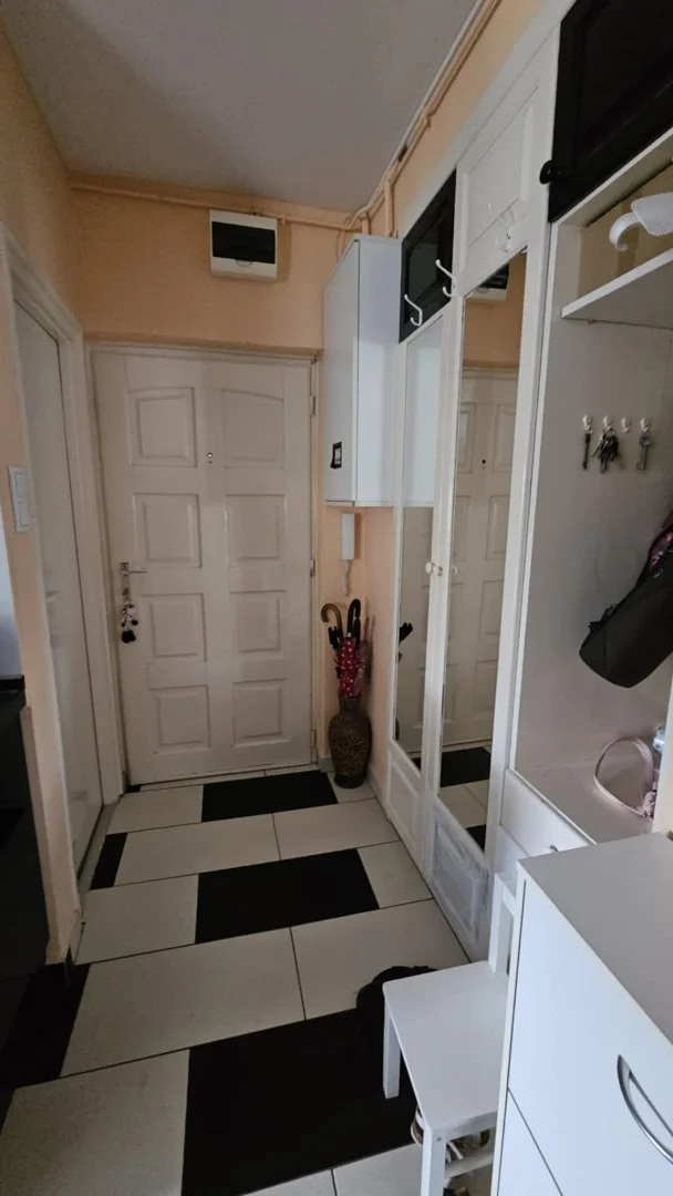 Eladó tégla lakás Szekszárdon