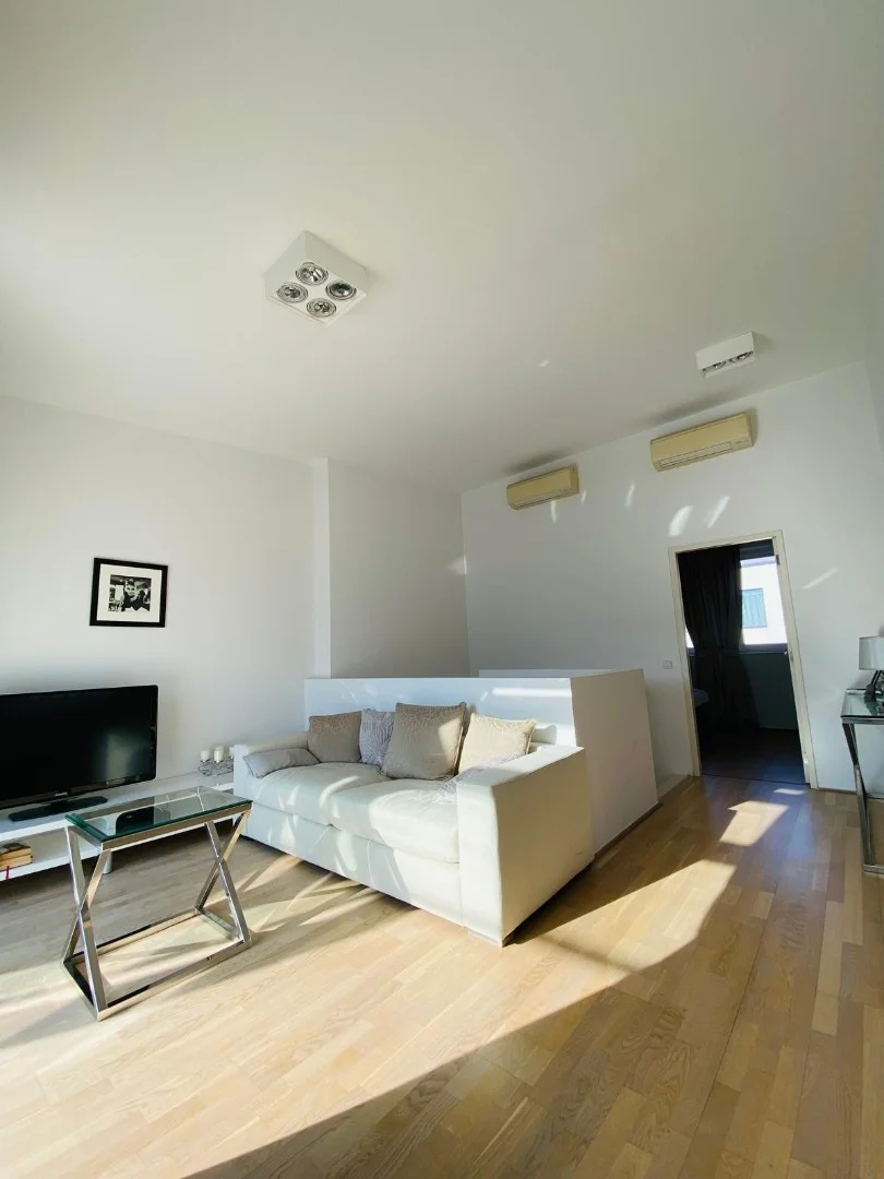 Kiadó tégla lakás Budapest 05. ker.en - Kép 3