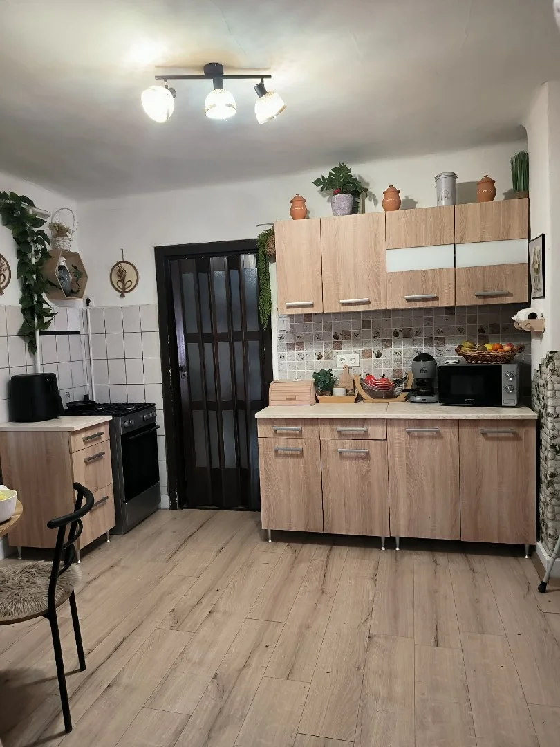 Eladó családi ház Hatvanon - Kép 11