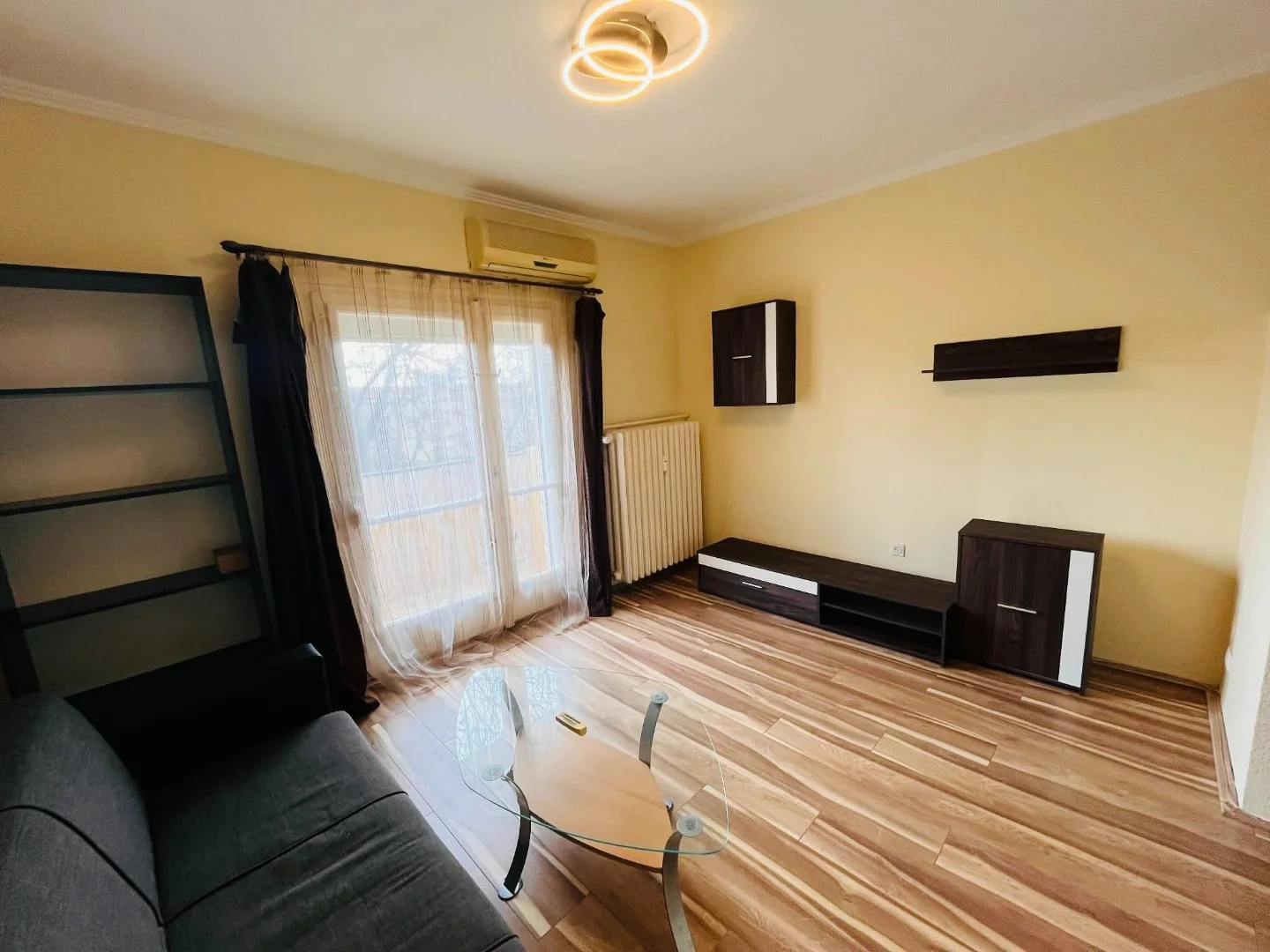 Eladó panel lakás Pécsen - Kép 4