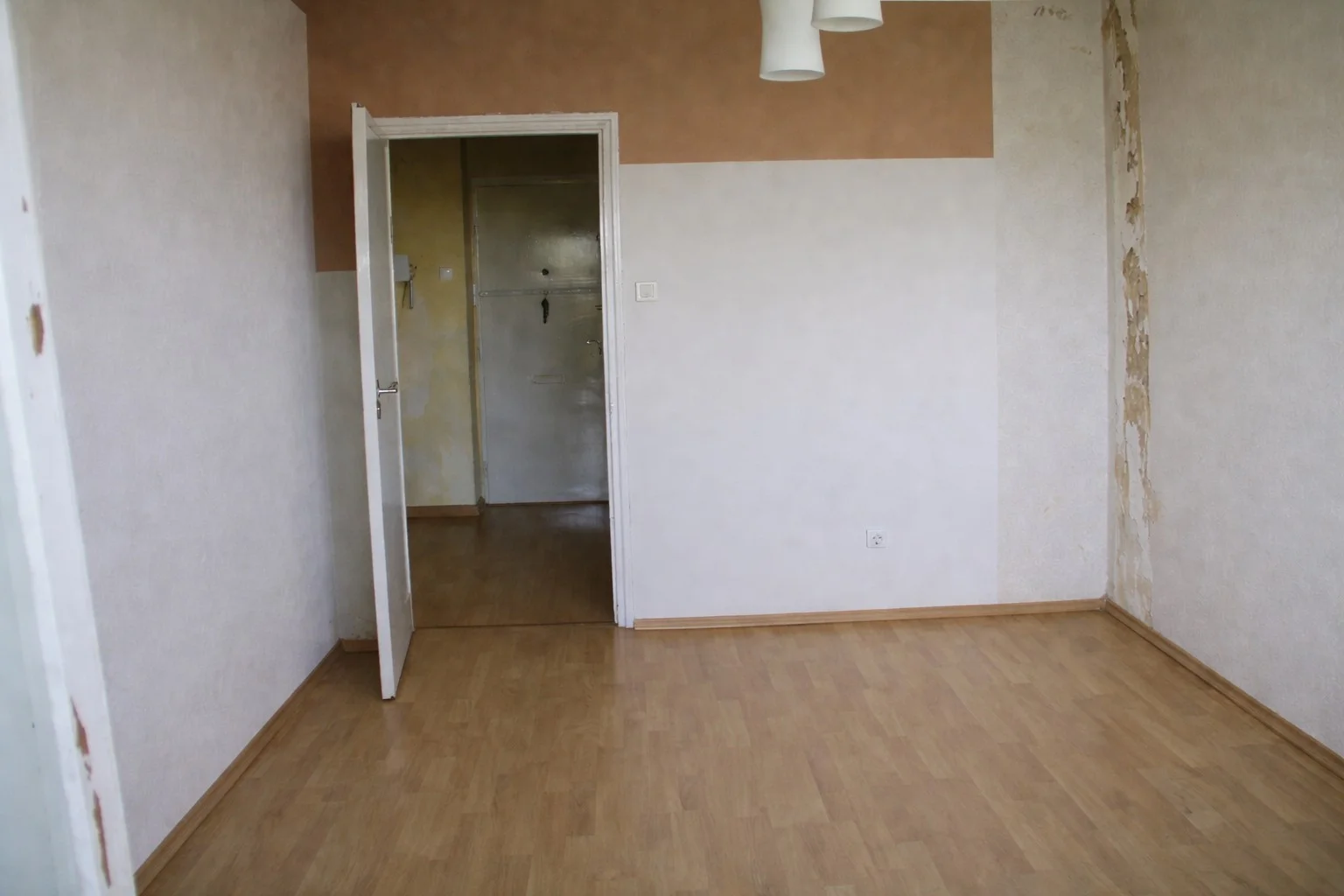 Eladó tégla lakás Szombathelyen - Kép 3