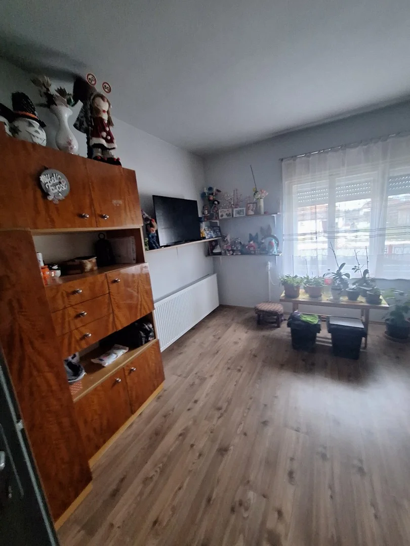 Eladó családi ház Jászszentandráson - Kép 12