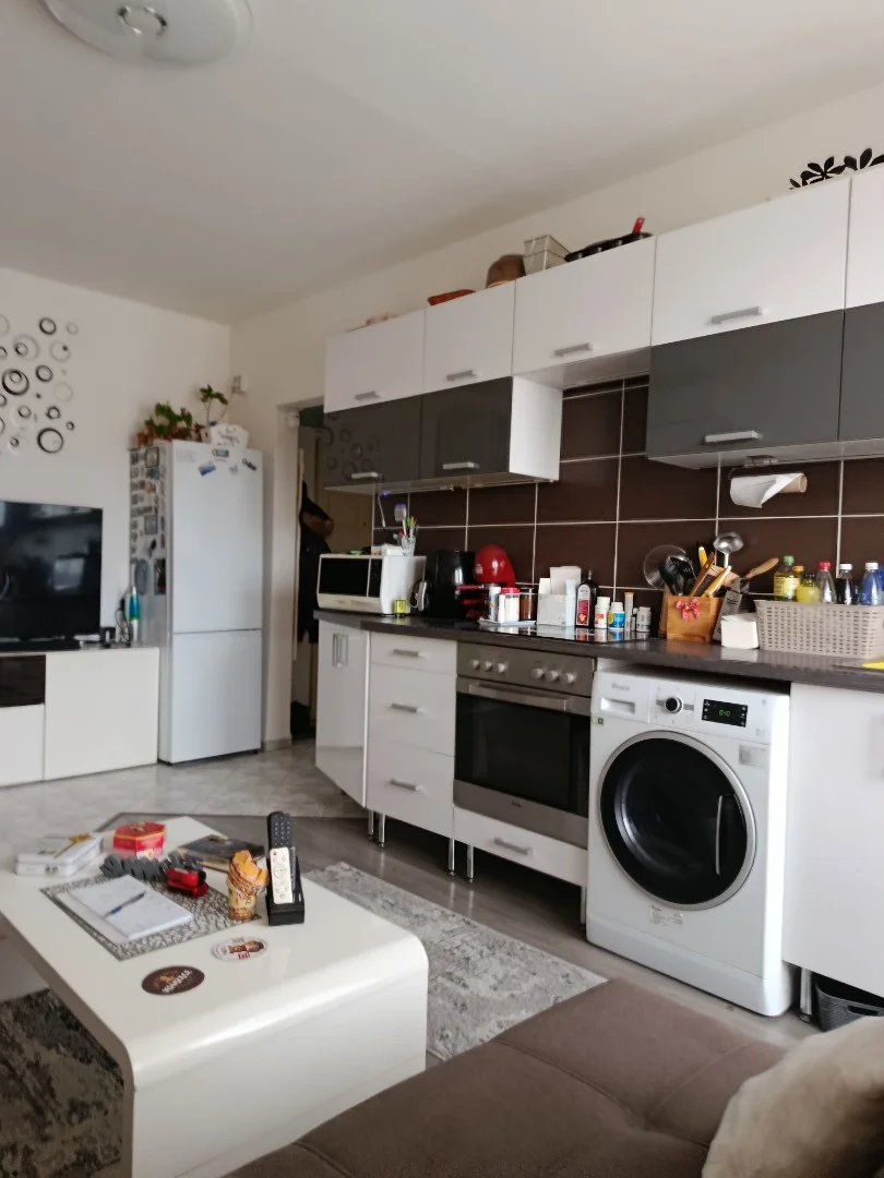 Eladó panel lakás Tatabányán - Kép 4