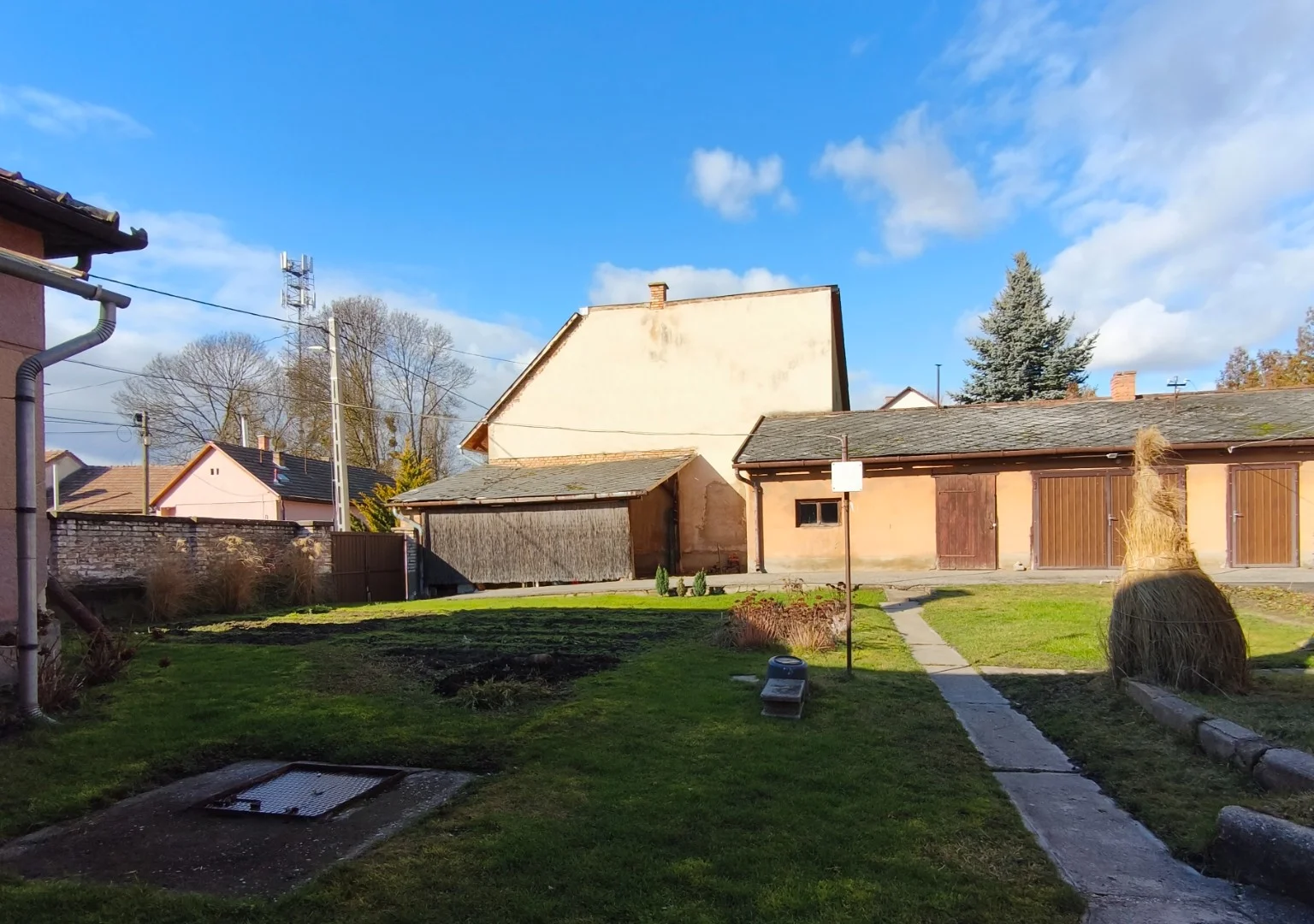 Eladó családi ház Balassagyarmaton - Kép 3