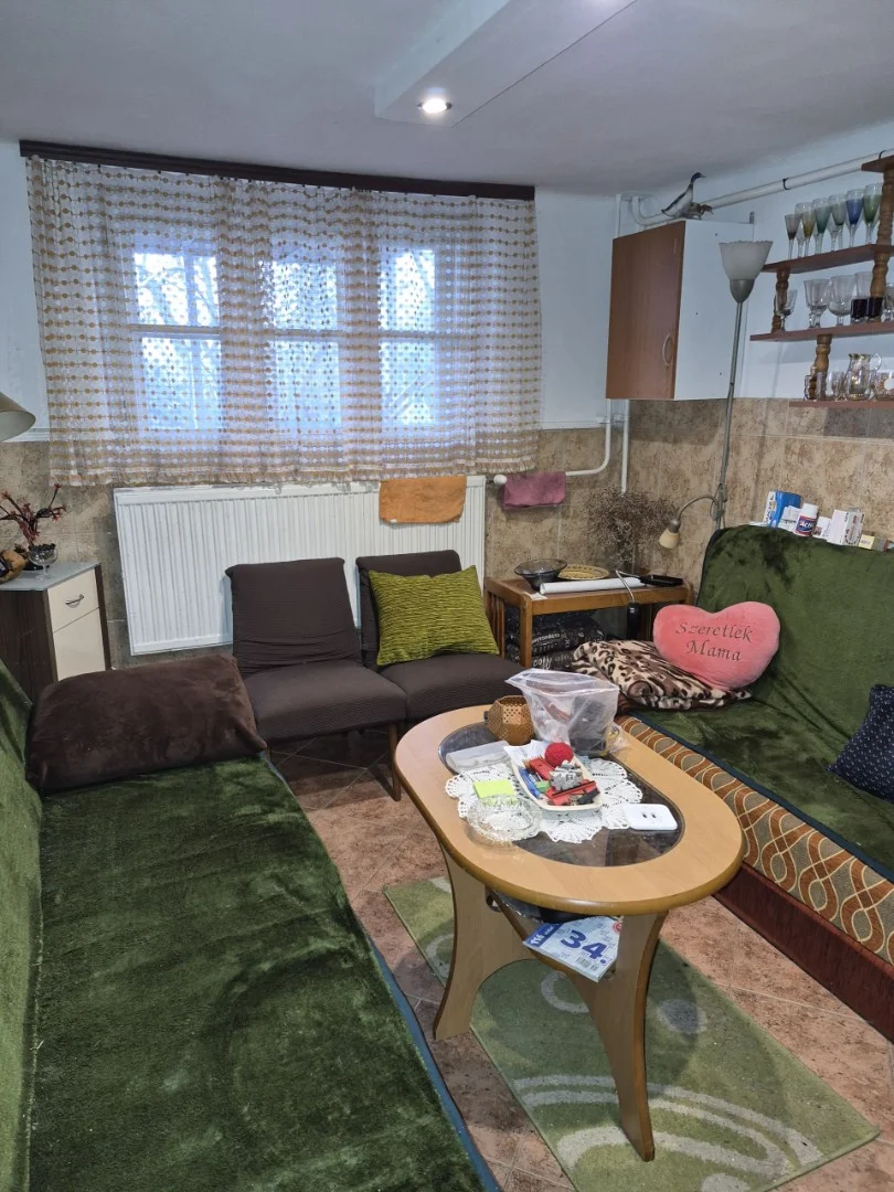 Eladó családi ház Pécsen - Kép 15