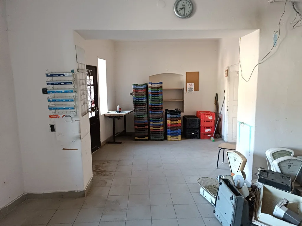 Eladó családi ház Kemencen - Kép 3