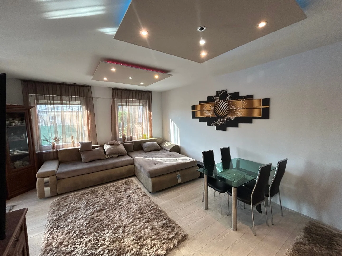 Eladó ikerház Debrecenben - Kép 2