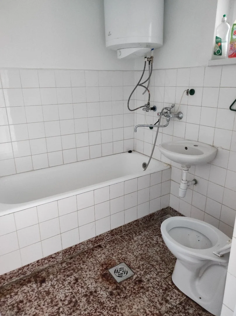Eladó családi ház Solymár Mókus utca - Kép 8