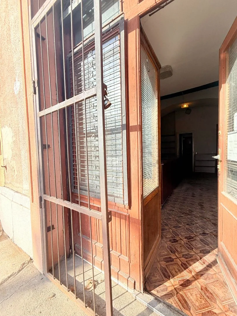 Eladó üzlet iroda / üzlet / kereskedelmi / szolgáltató Kazincbarcikan - Kép 4