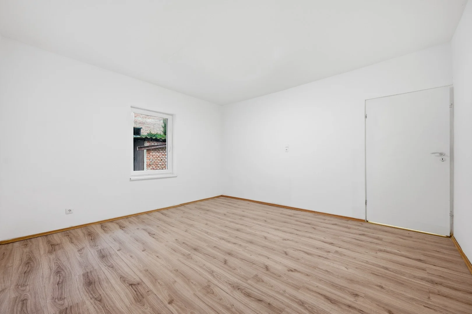 Eladó sorház Esztergomban - Kép 13