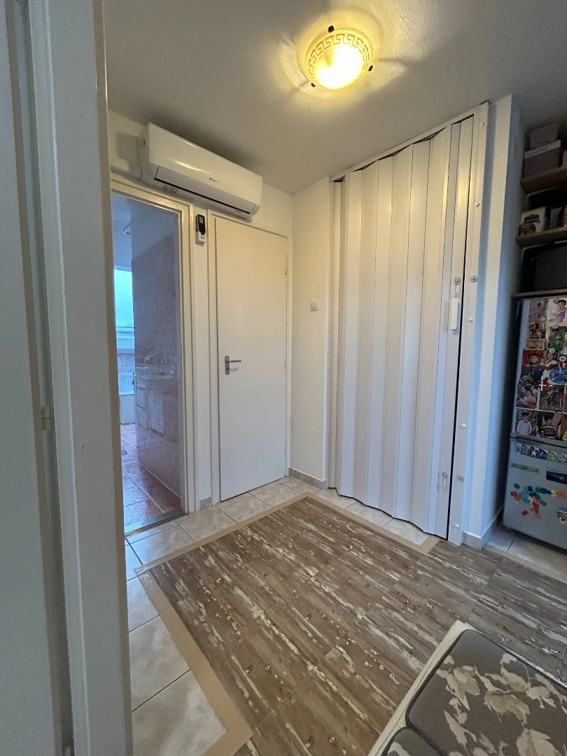 Eladó tégla lakás Debrecenben - Kép 8