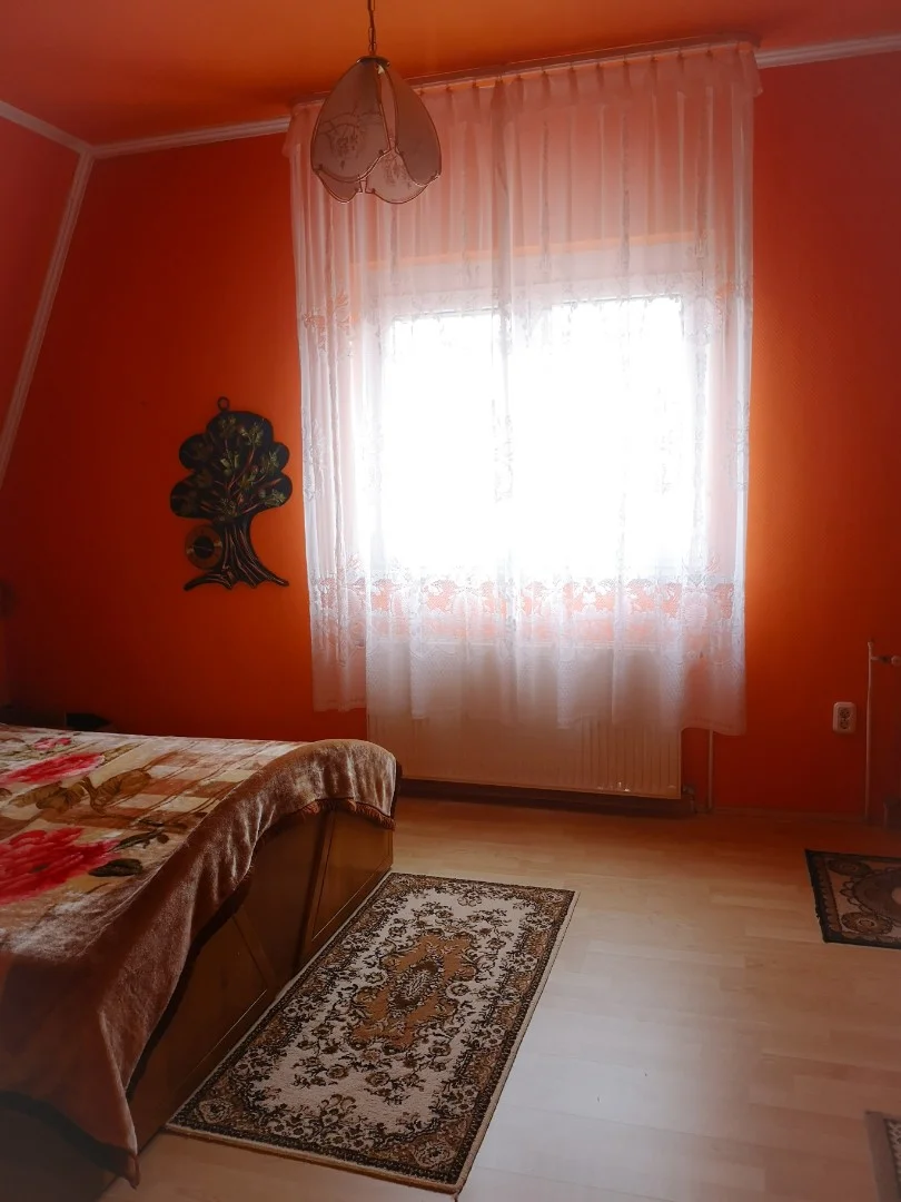 Eladó családi ház Kerepesen - Kép 9