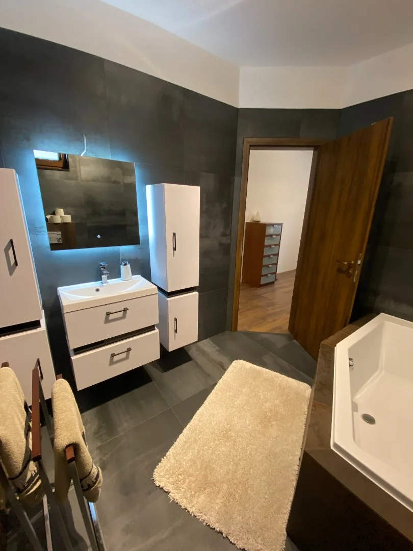 Eladó családi ház Tordason - Kép 7