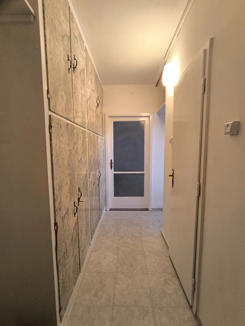 Eladó panel lakás Győrött - Kép 8