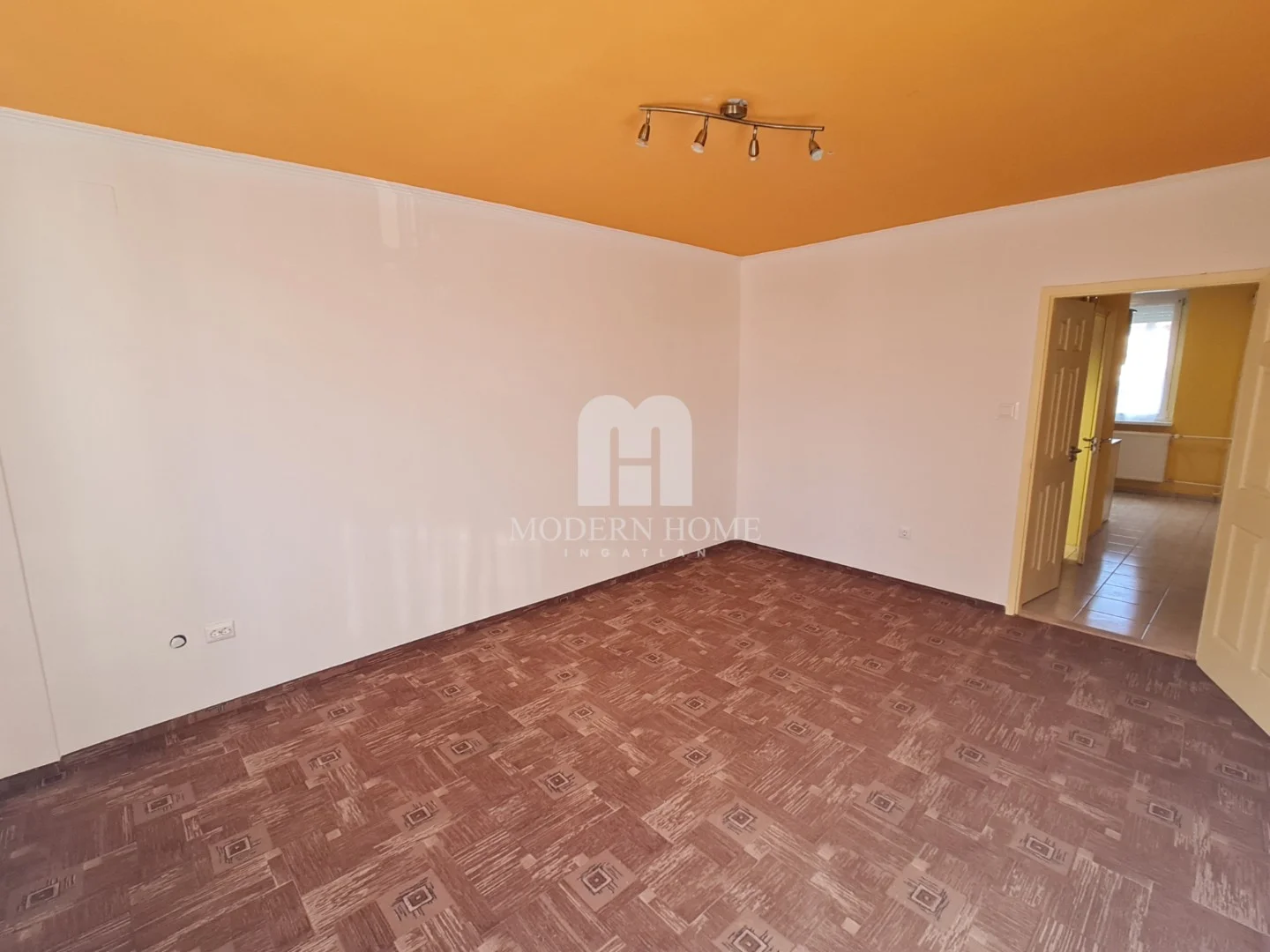 Eladó tégla lakás Várpalotan - Kép 7