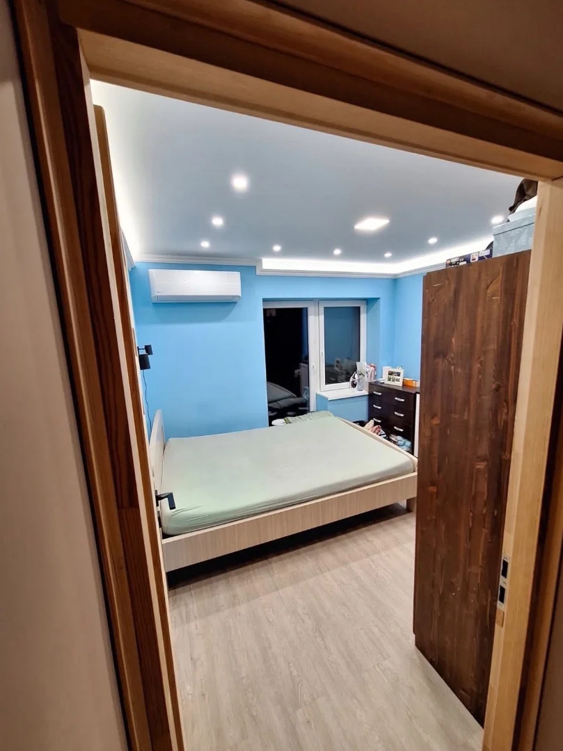 Eladó családi ház Nyíregyházán - Kép 8