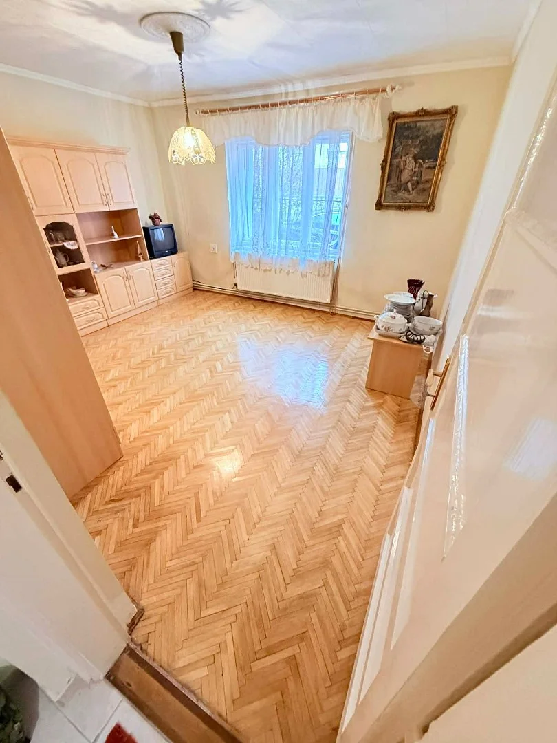 Eladó családi ház Miskolcon - Kép 6