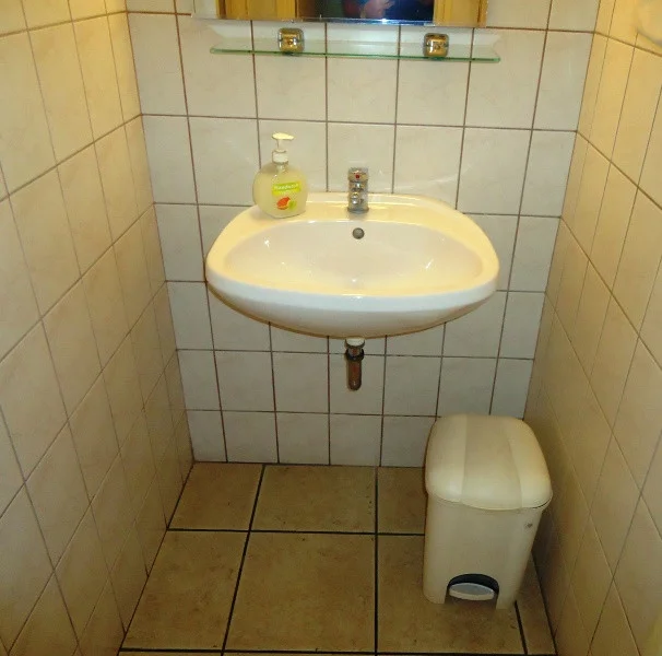 Kiadó iroda iroda / üzlet / kereskedelmi / szolgáltató Vácon - Kép 8