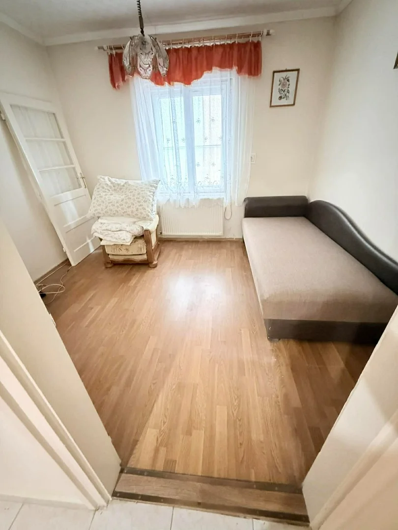 Eladó családi ház Miskolcon - Kép 12