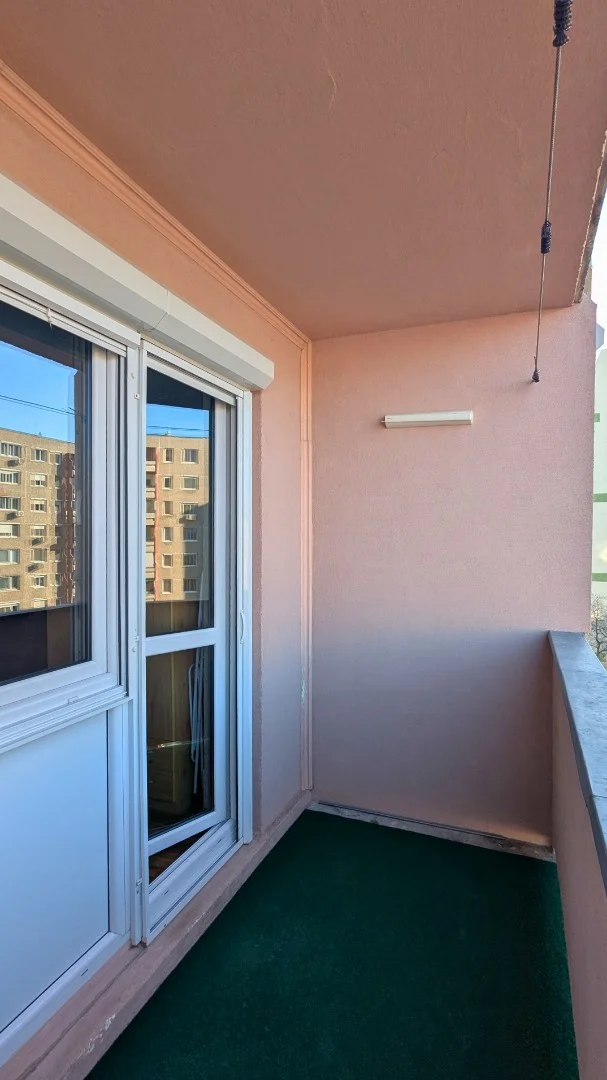 Eladó panel lakás Budapest 03. ker.en - Kép 2